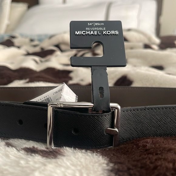 MICHAEL KORS Men’s reversable belt NWT - Picture 1 of 3